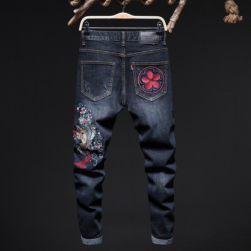 Fashion jeans with embroidery